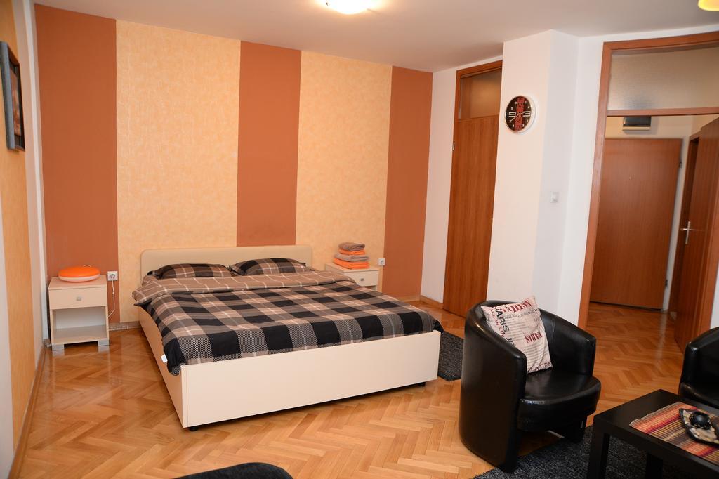 Exclusive Central Apartments Скопье Экстерьер фото