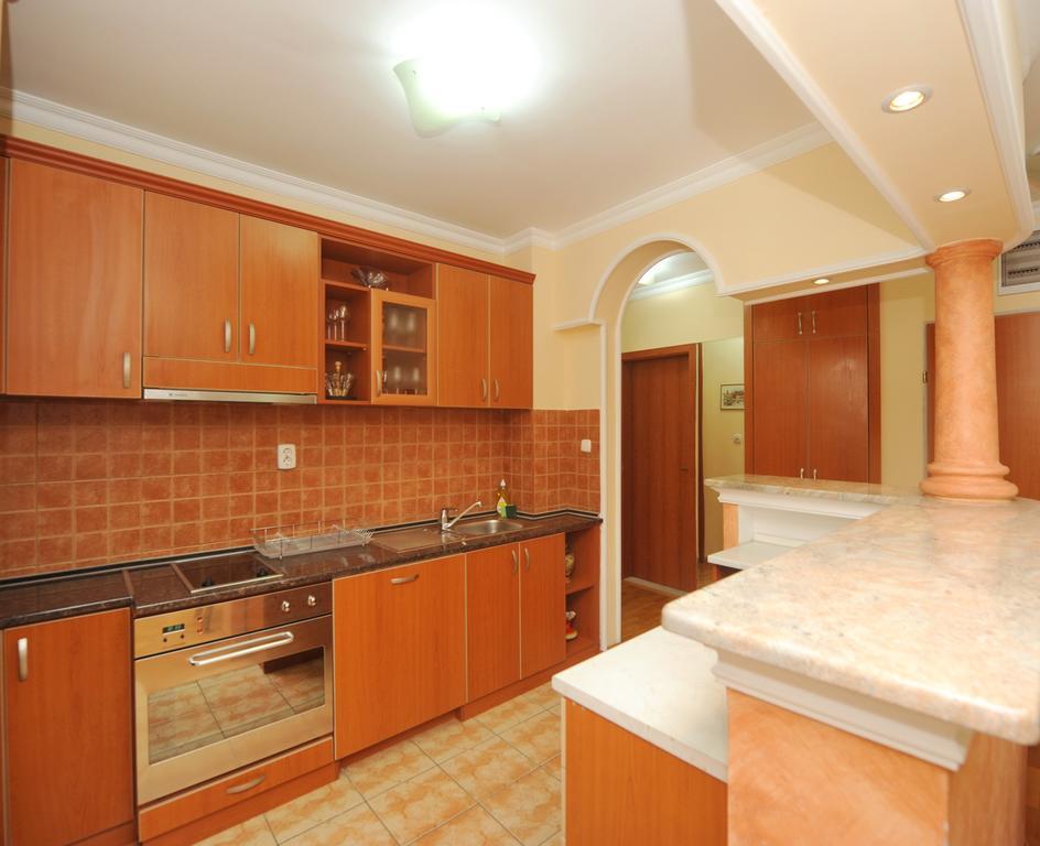 Exclusive Central Apartments Скопье Экстерьер фото