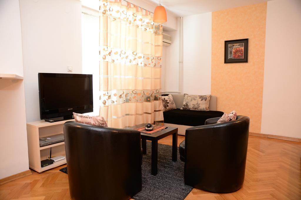 Exclusive Central Apartments Скопье Экстерьер фото