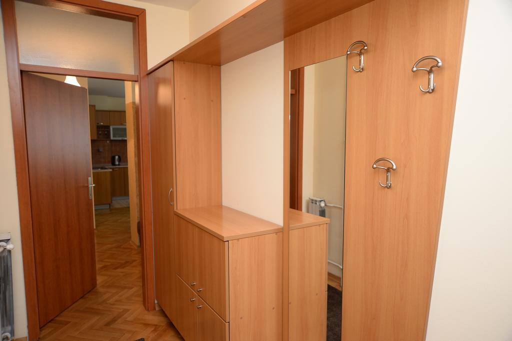 Exclusive Central Apartments Скопье Экстерьер фото
