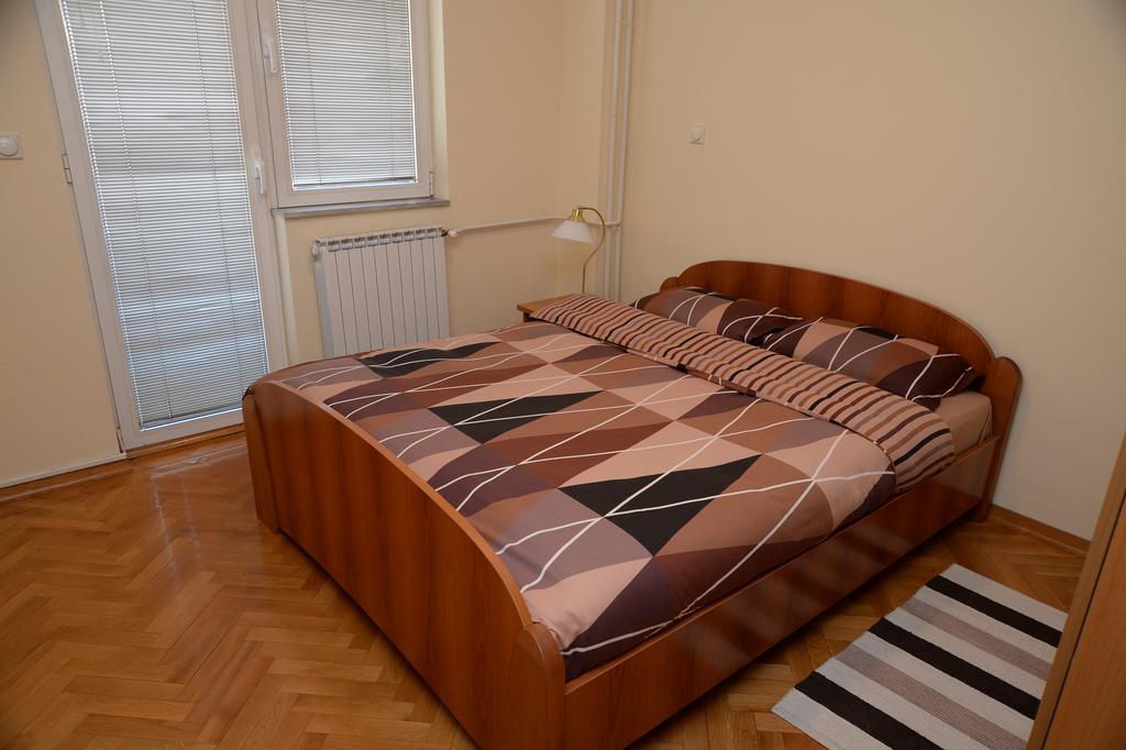 Exclusive Central Apartments Скопье Экстерьер фото
