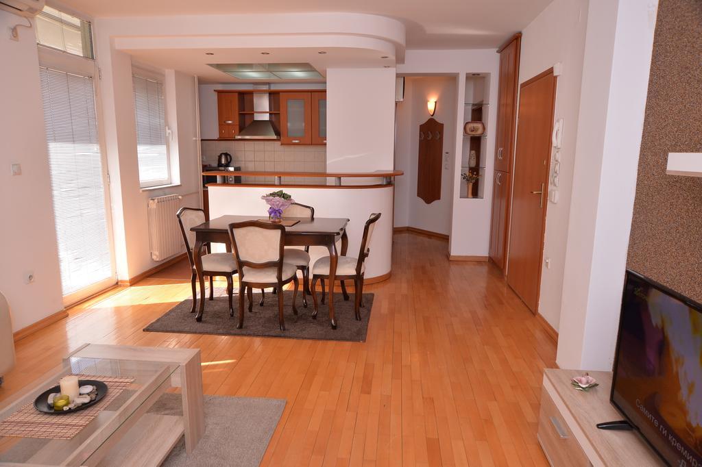 Exclusive Central Apartments Скопье Экстерьер фото